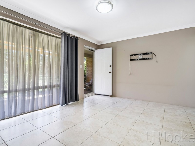 15 Addison Gardens, Merriwa WA 6030