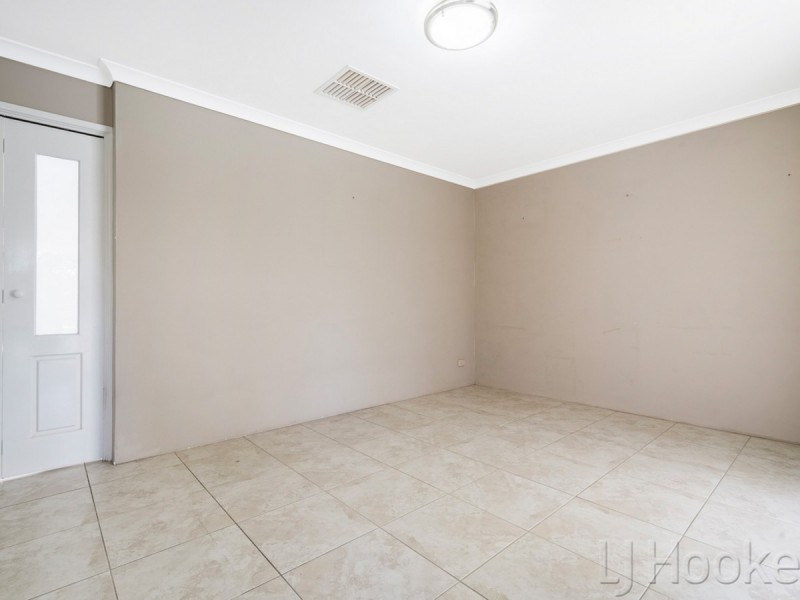 15 Addison Gardens, Merriwa WA 6030