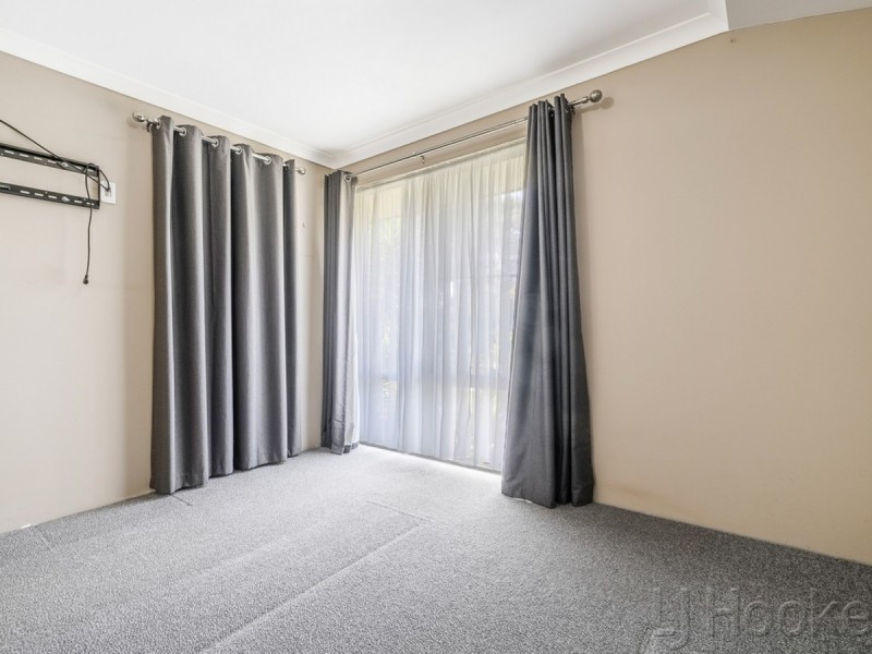 15 Addison Gardens, Merriwa WA 6030