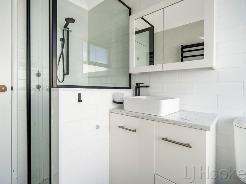 15 Addison Gardens, Merriwa WA 6030