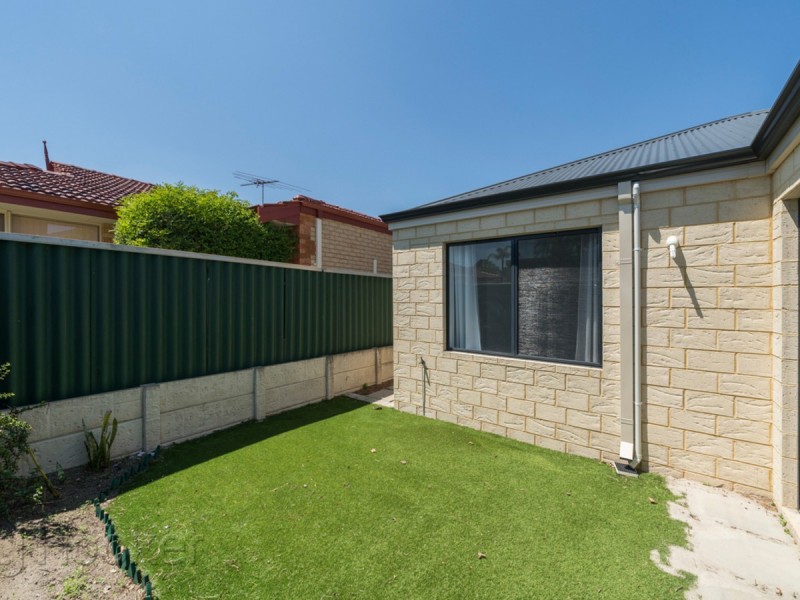 4 Amery Court, Thornlie WA 6108