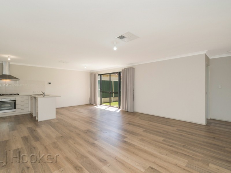 4 Amery Court, Thornlie WA 6108