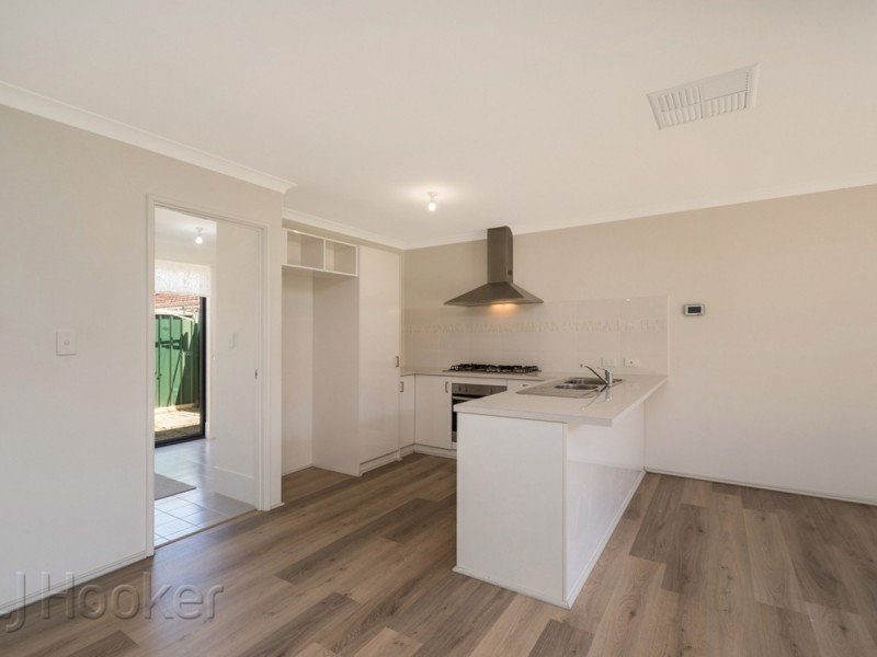 4 Amery Court, Thornlie WA 6108