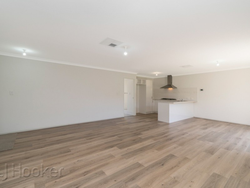 4 Amery Court, Thornlie WA 6108