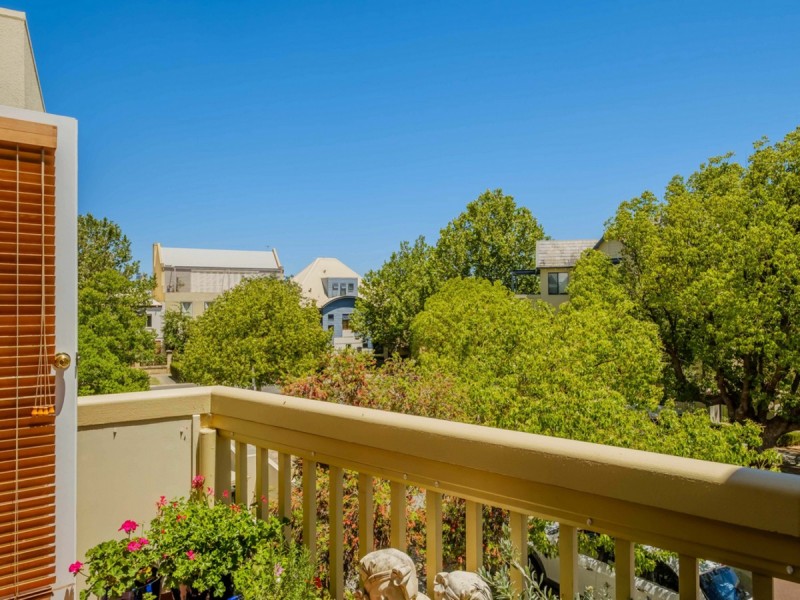 43/22 Nile Street, East Perth WA 6004