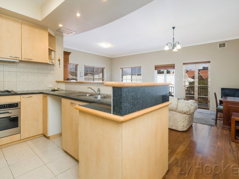 33/2 Mayfair Street, West Perth WA 6005