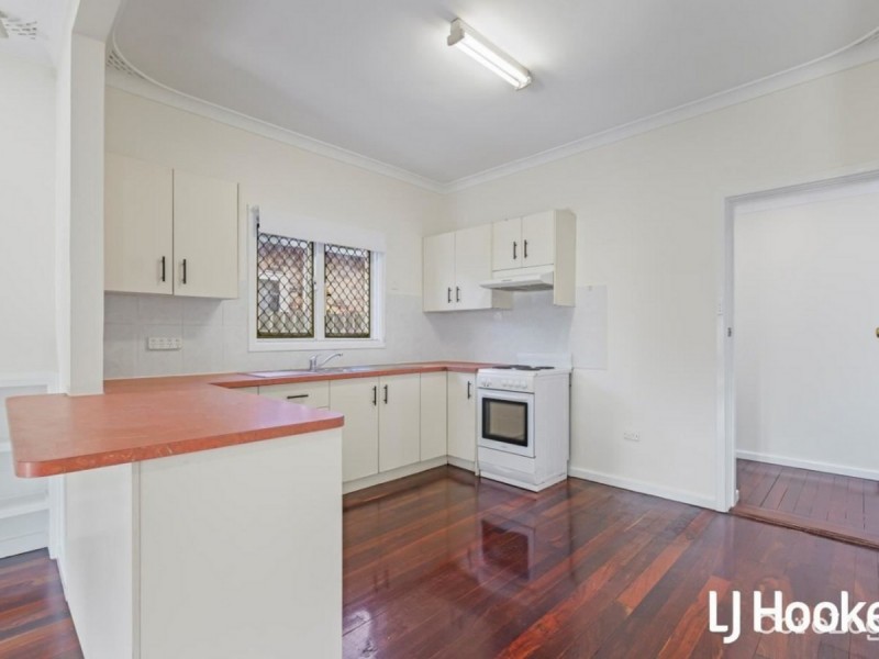 72 Leach Highway, Wilson WA 6107