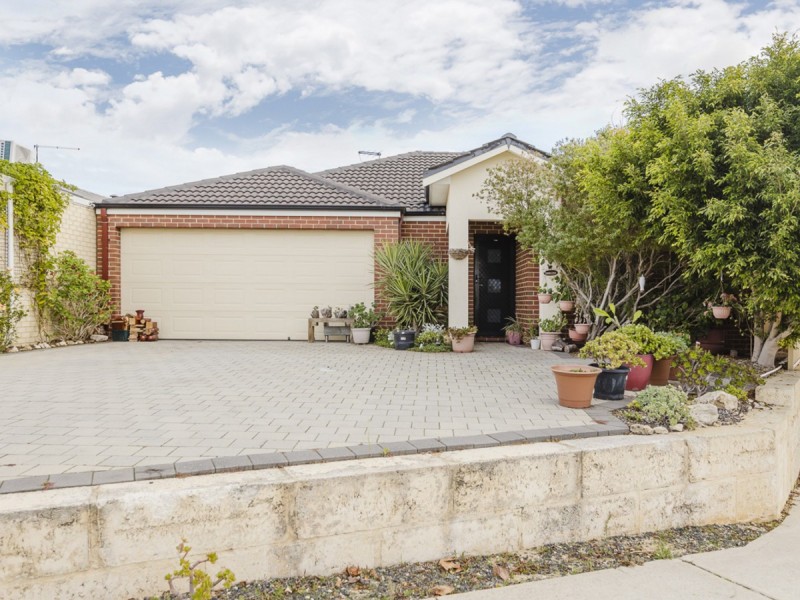 65B Hinchinbrook Avenue, Ridgewood WA 6030