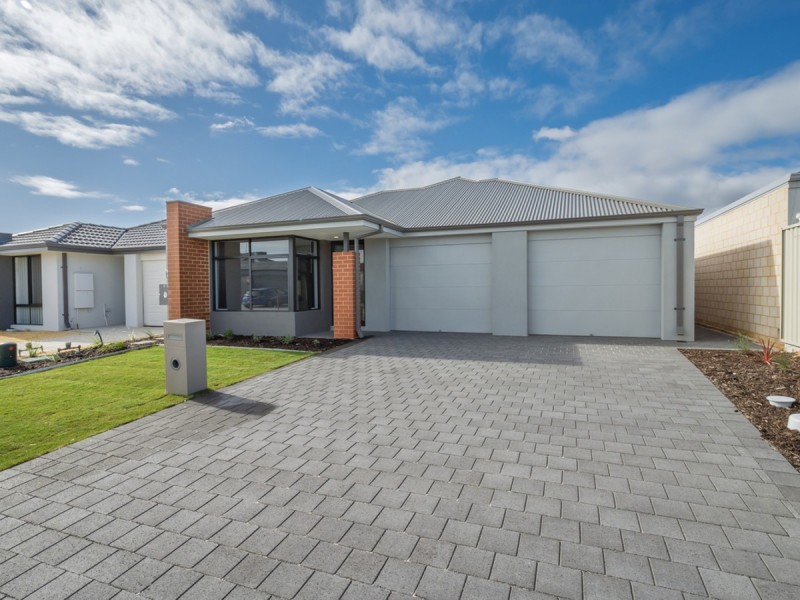 6A Addison Street, Hilbert WA 6112