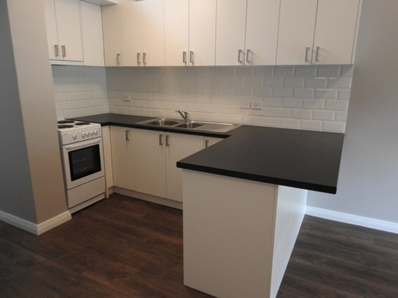10/150 Coode Street, Como WA 6152