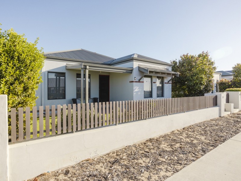 2 Betts Lane, Alkimos WA 6038