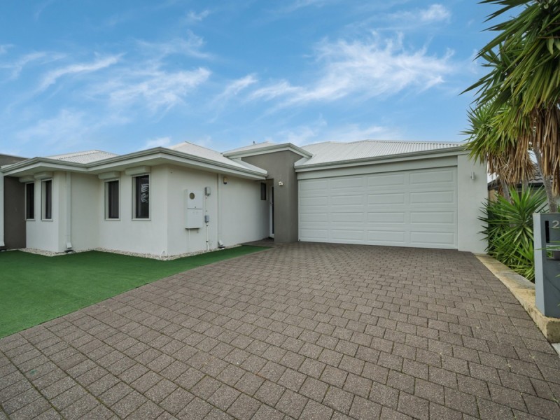 21 Rutherford Entrance, Success WA 6164
