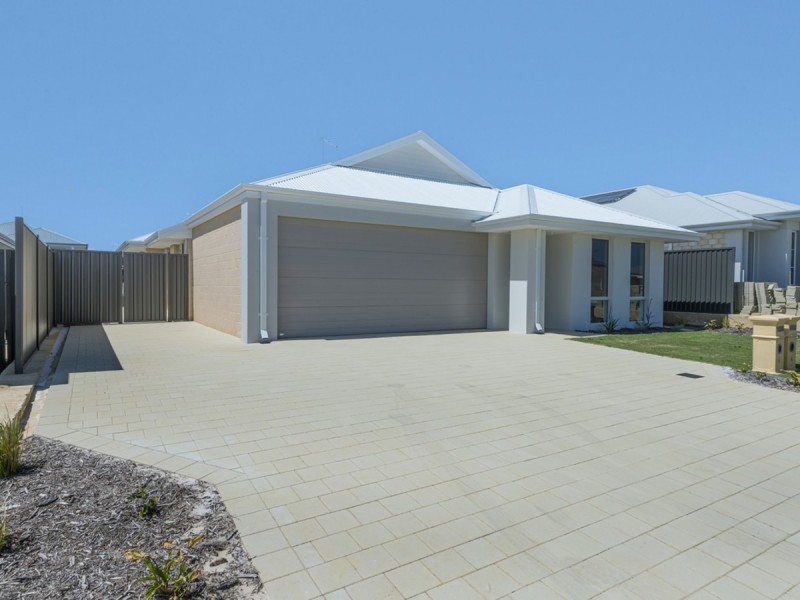6A Tapin Street, Yanchep WA 6035