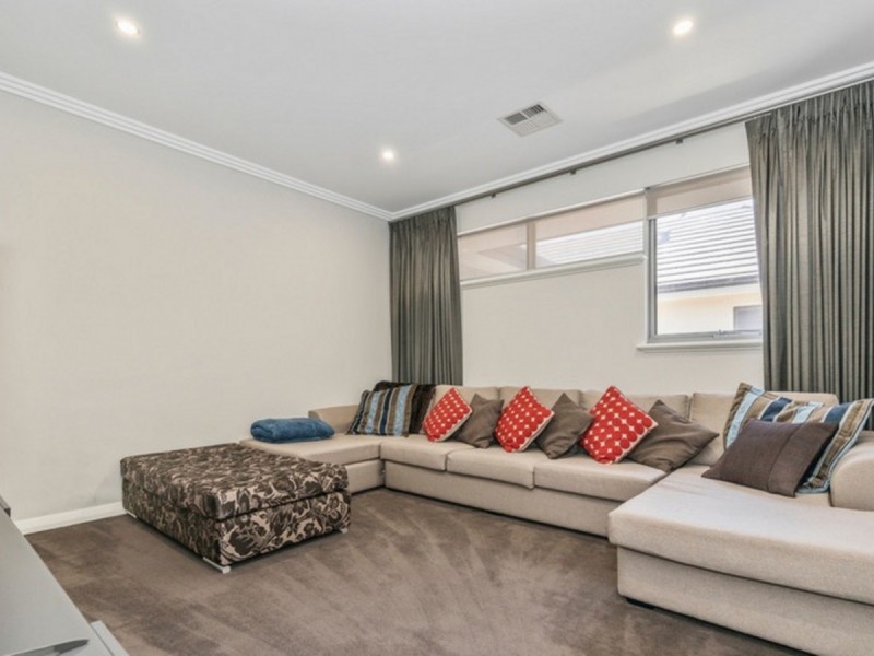 4/4 Itea Place, Mindarie WA 6030
