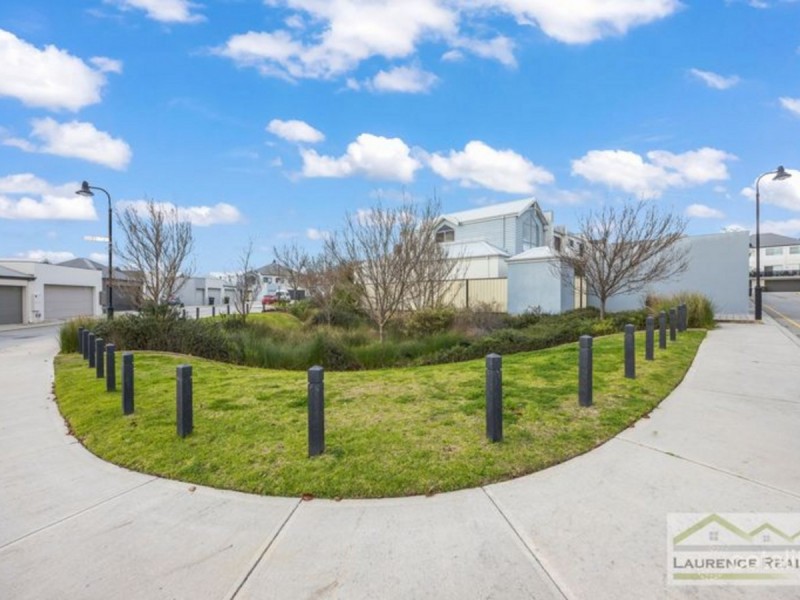 25 Eveleigh Boulevard, Clarkson WA 6030