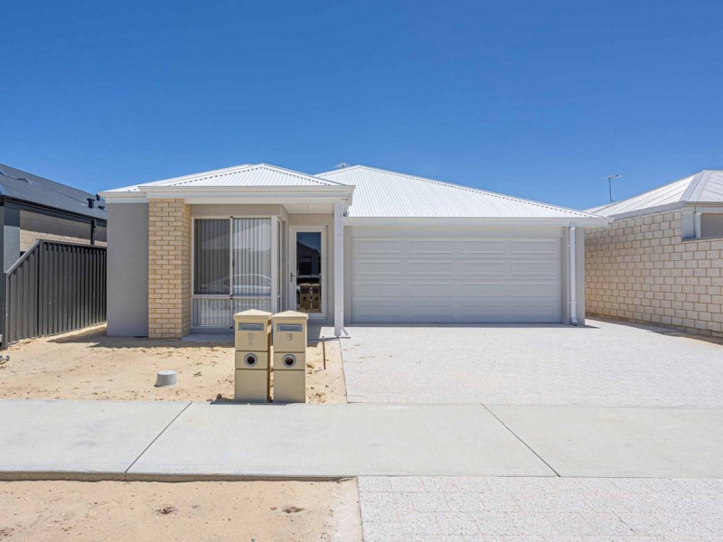 19B Cambered Avenue, Yanchep WA 6035
