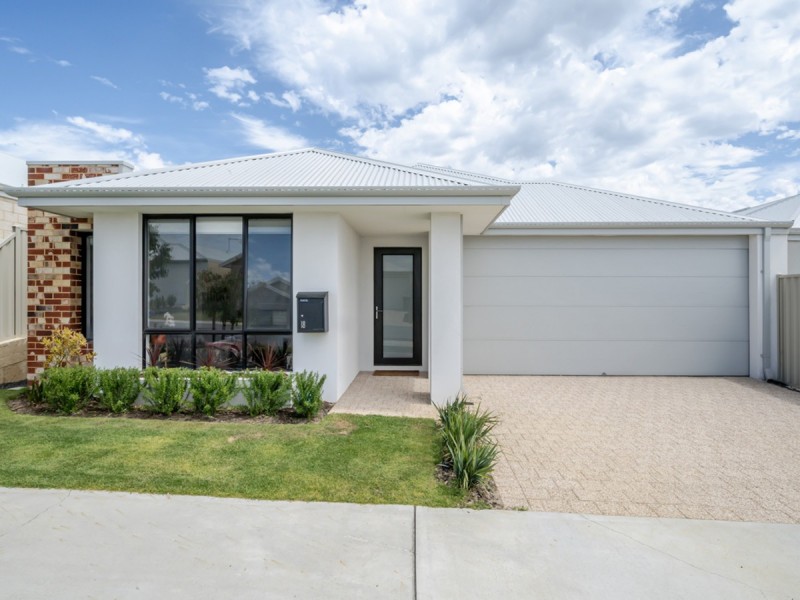 18 Gardenia Street, Alkimos WA 6038