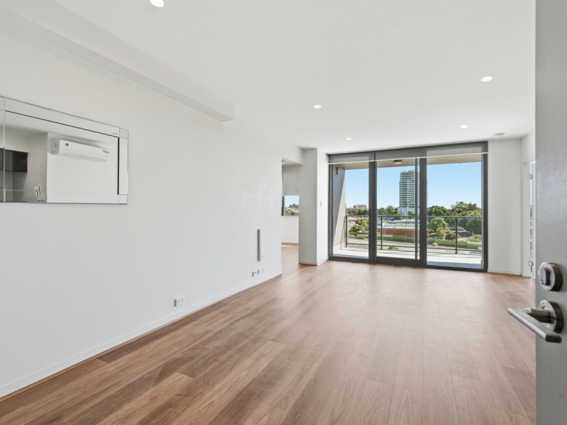 24/3 Homelea Court, Rivervale WA 6103