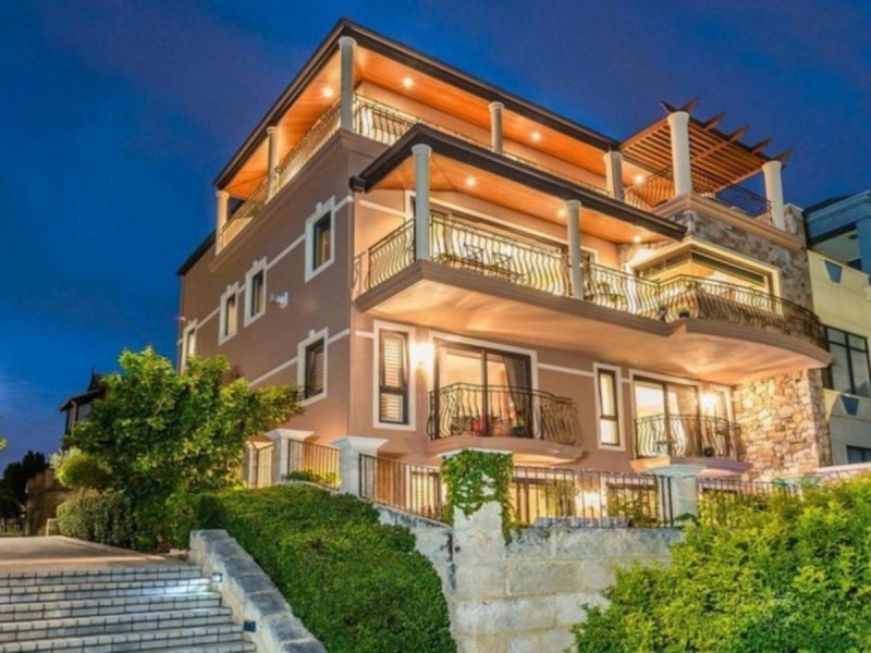 12 Gibraltar Way, East Perth WA 6004