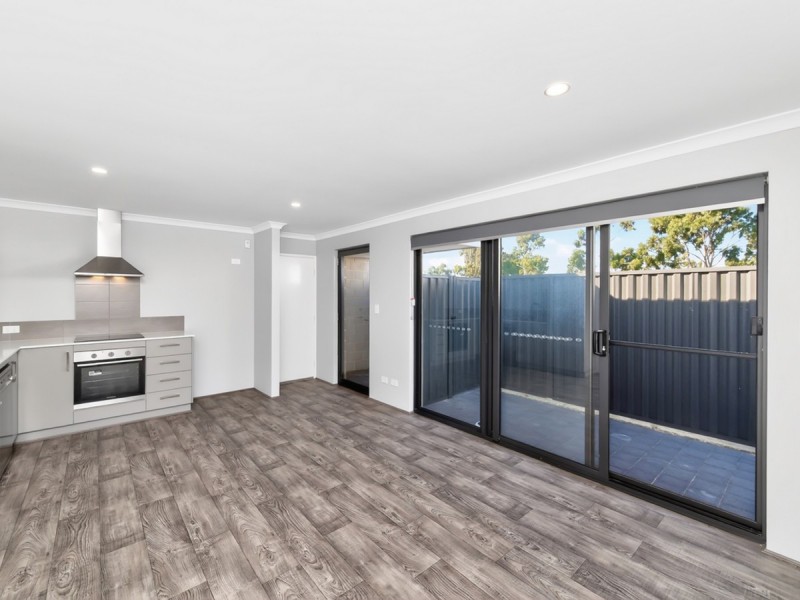 28A Peregrine Way, Eglinton WA 6034