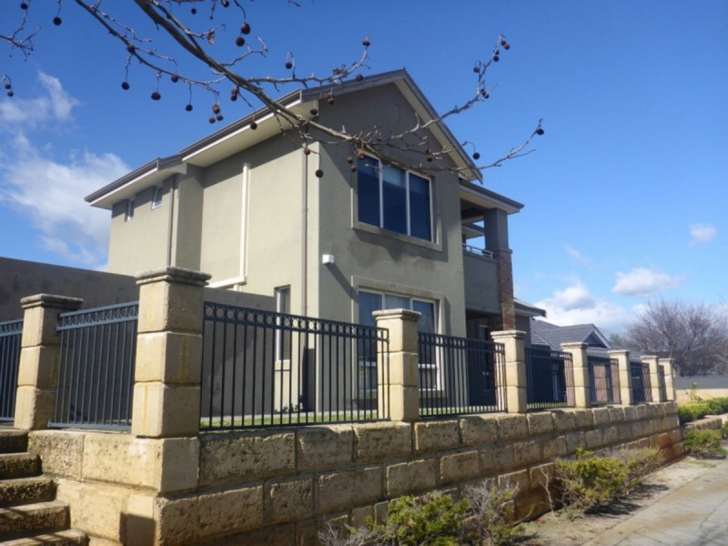 11 Harman Place, Aveley WA 6069