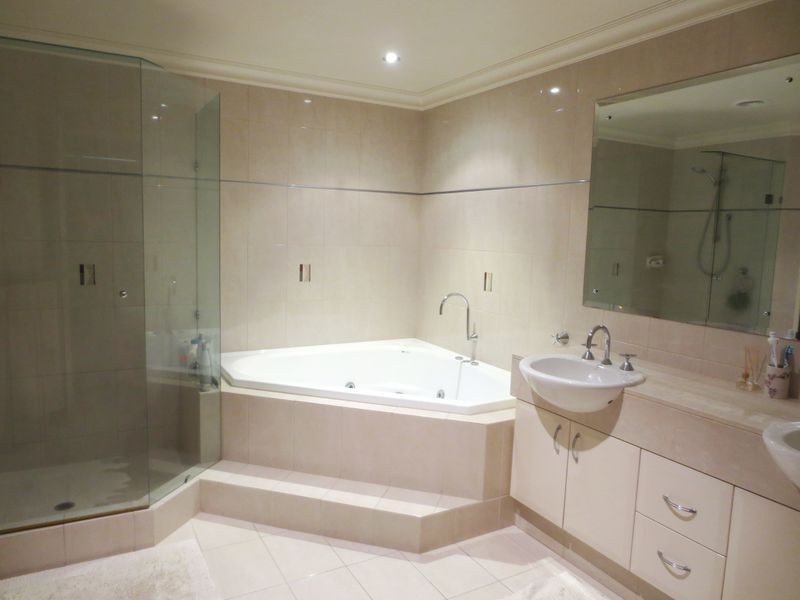 1/12 Tully Road, East Perth WA 6004