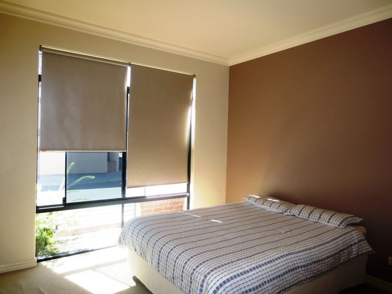 1/12 Tully Road, East Perth WA 6004