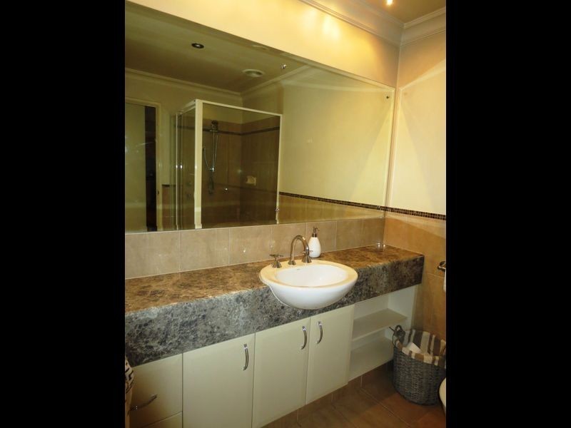 1/12 Tully Road, East Perth WA 6004