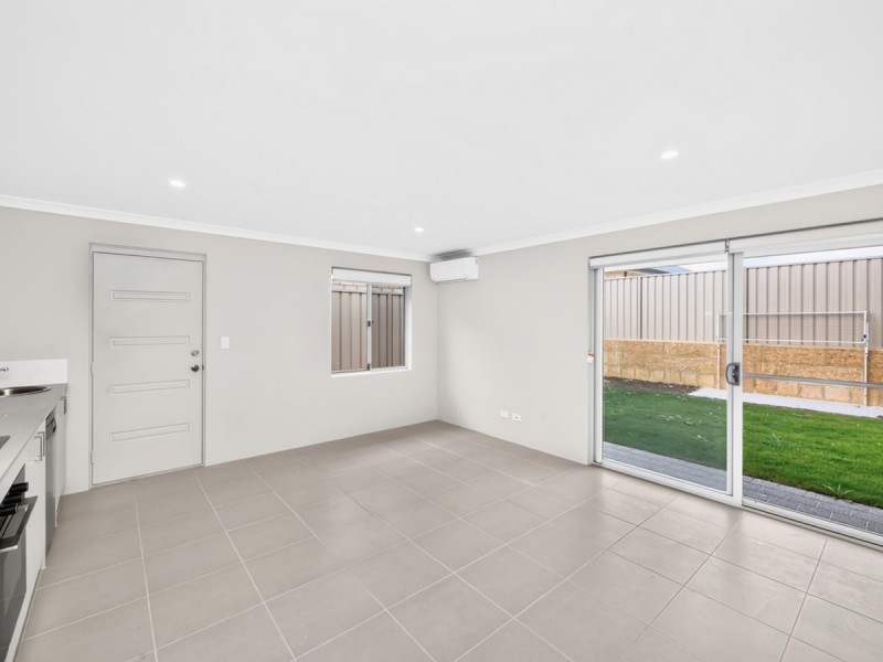 4A Defender Way, Two Rocks WA 6037
