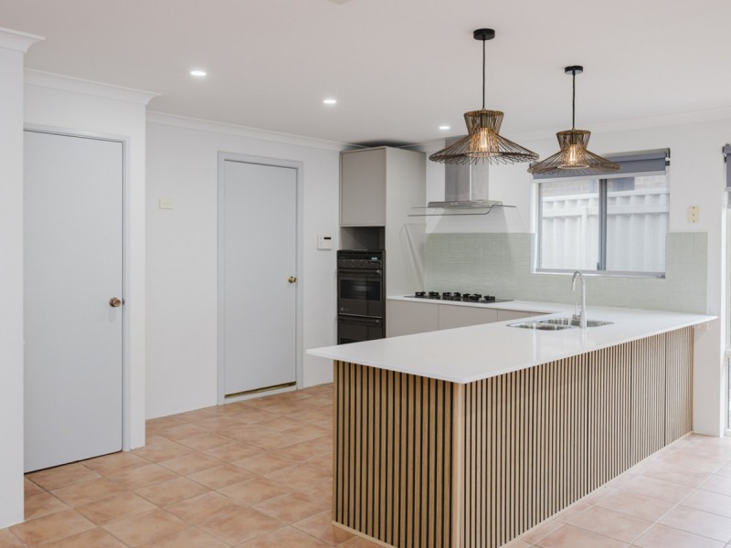 10 Heysham Bend, Butler WA 6036