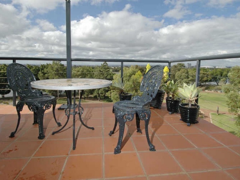 36 Jewell Lane, East Perth WA 6004