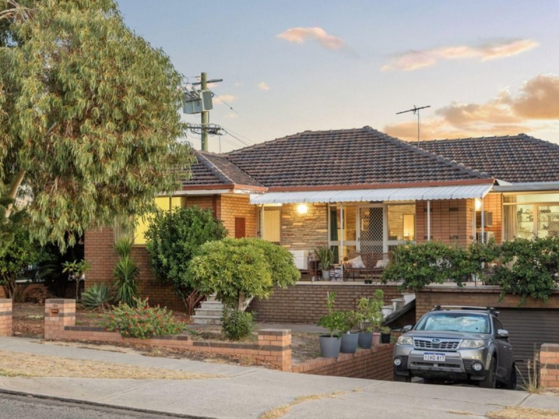 134 Morley Drive, Yokine WA 6060