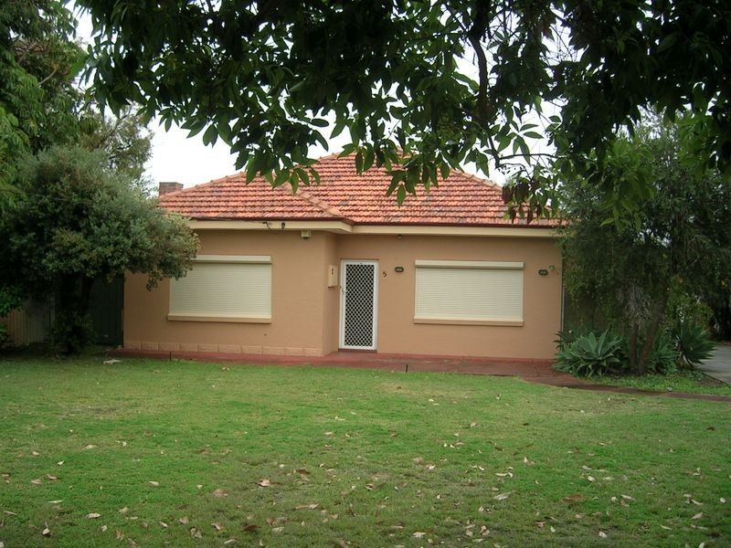 5 Parkview Parade, Redcliffe WA 6104