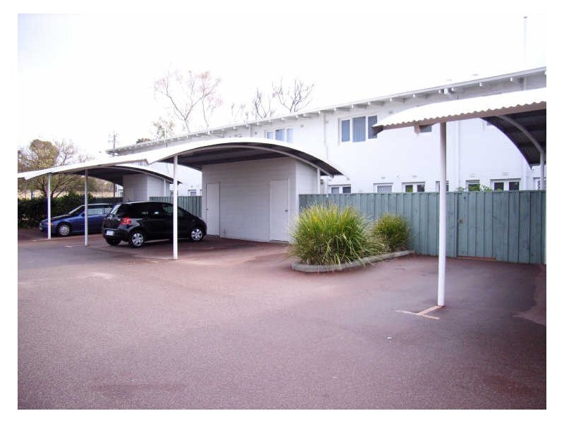 7/3 Derrington Crescent, Balga WA 6061