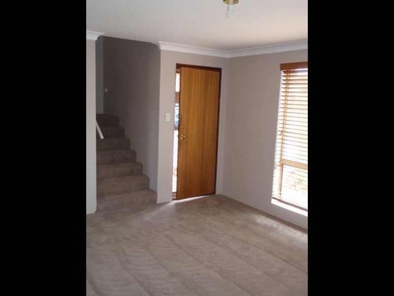 2/5 Camden Street, Dianella WA 6059