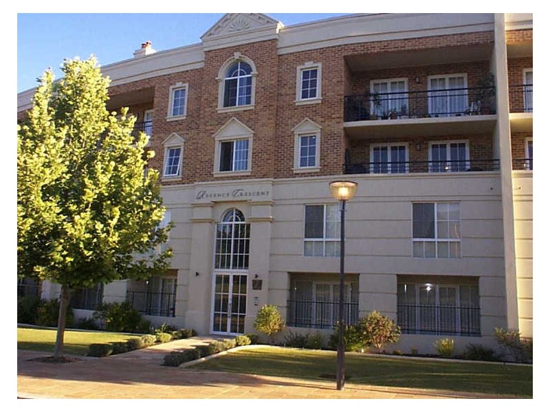 17/32 Eastbrook Terrace, East Perth WA 6004