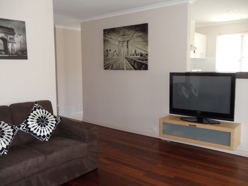 3/96 Green Street, Joondanna WA 6060