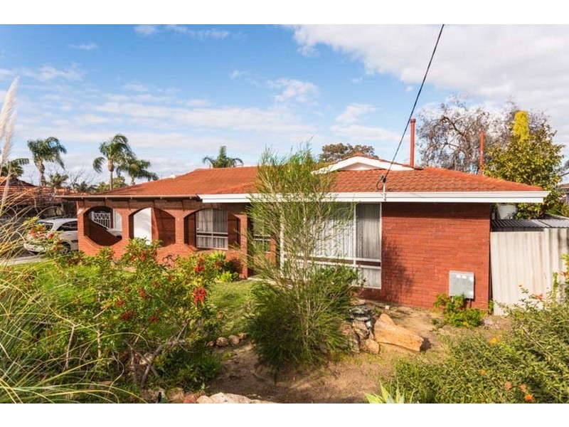 12 Loxham Place, Greenwood WA 6024