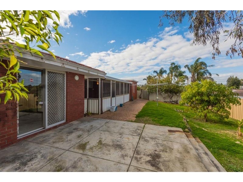 12 Loxham Place, Greenwood WA 6024