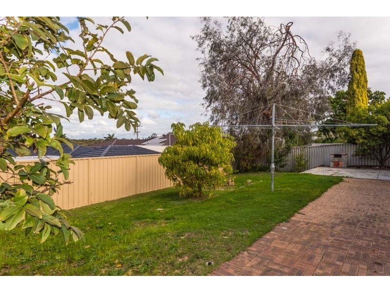 12 Loxham Place, Greenwood WA 6024