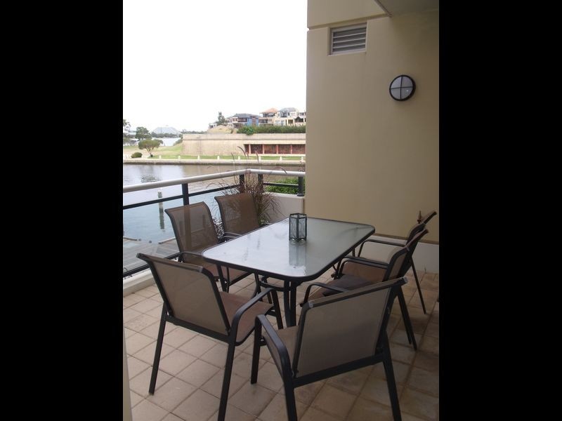 5/1 Henry Lawson Walk, East Perth WA 6004