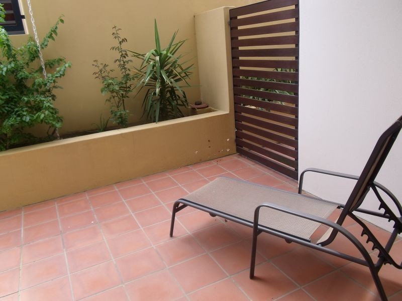 5/1 Henry Lawson Walk, East Perth WA 6004