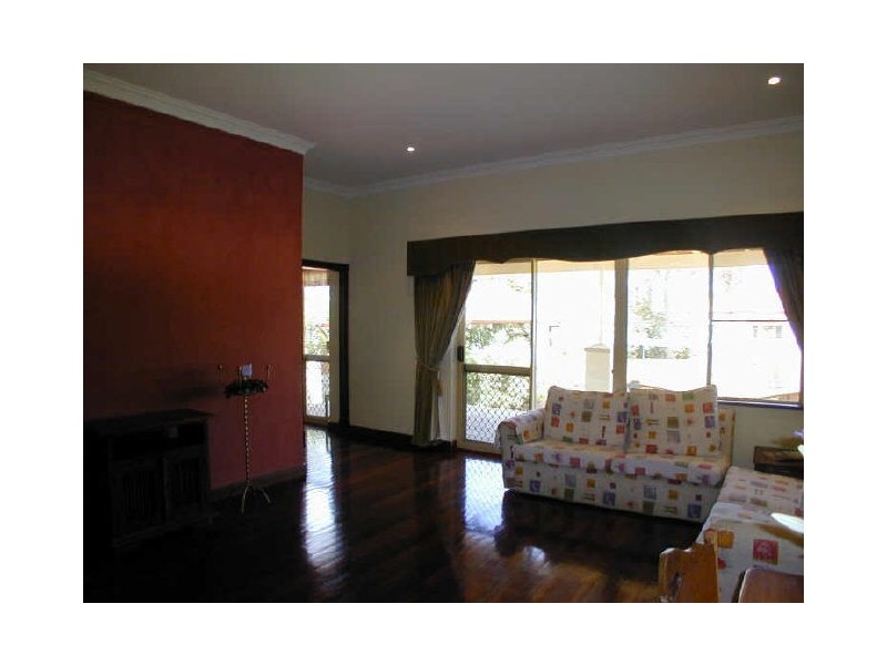 20 Milne Street, Bayswater WA 6053