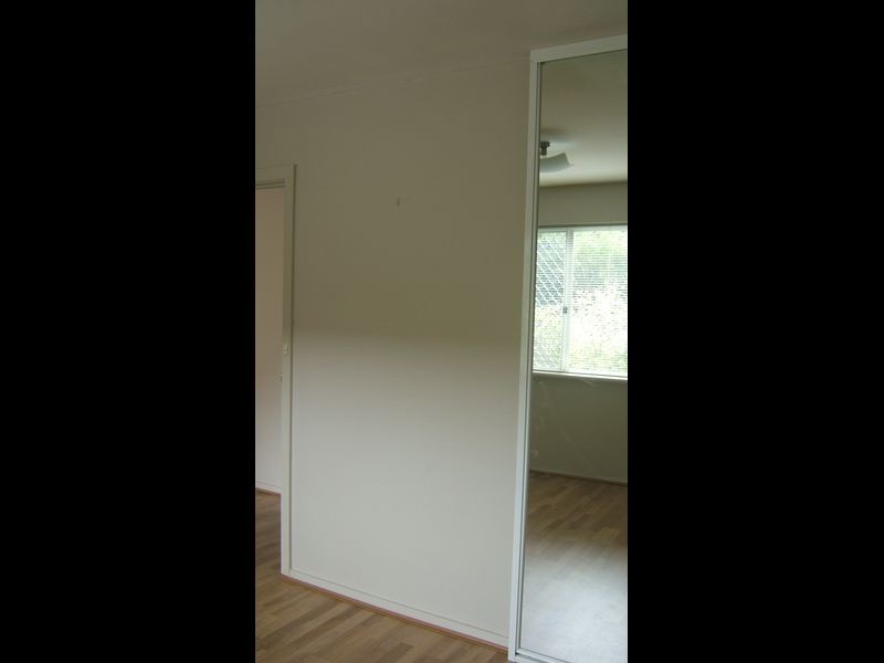 1/10 Tyre Avenue, Riverton WA 6148