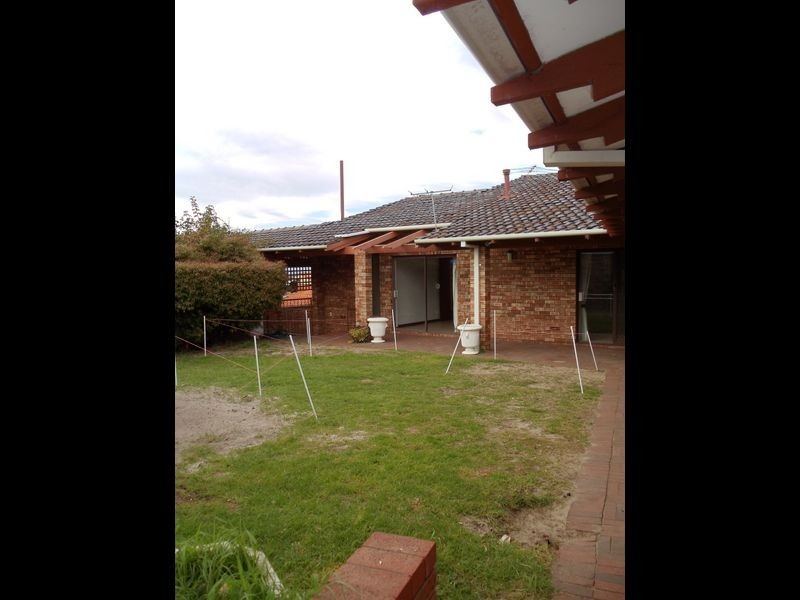 18 Briald Place, Dianella WA 6059