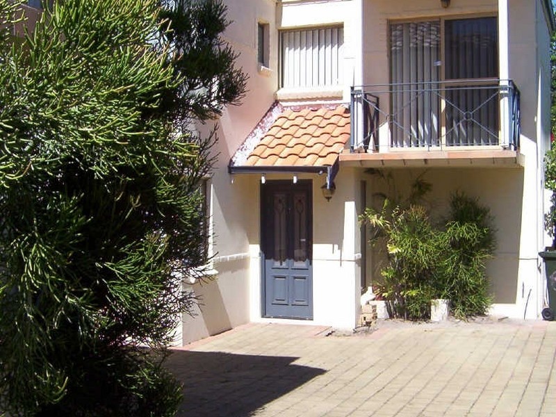 2/261 Vincent Street, Leederville WA 6007