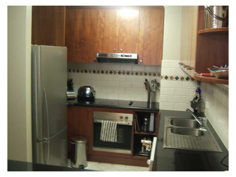 4/2 Henry Lawson Walk, East Perth WA 6004