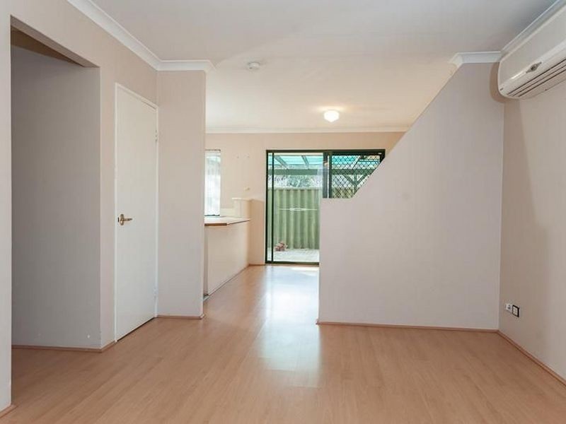 4/25 Conifer Place, Beechboro WA 6063