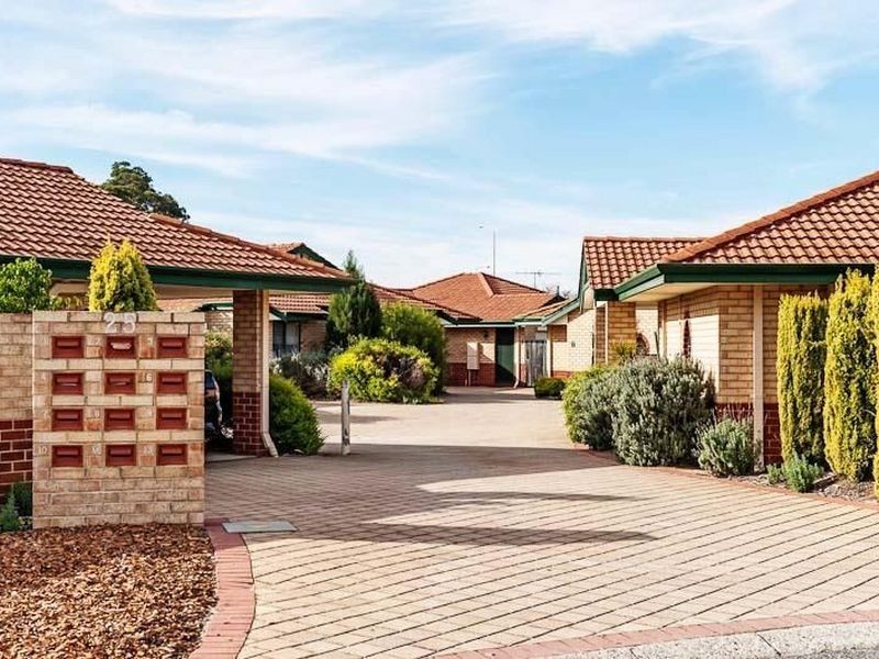 4/25 Conifer Place, Beechboro WA 6063