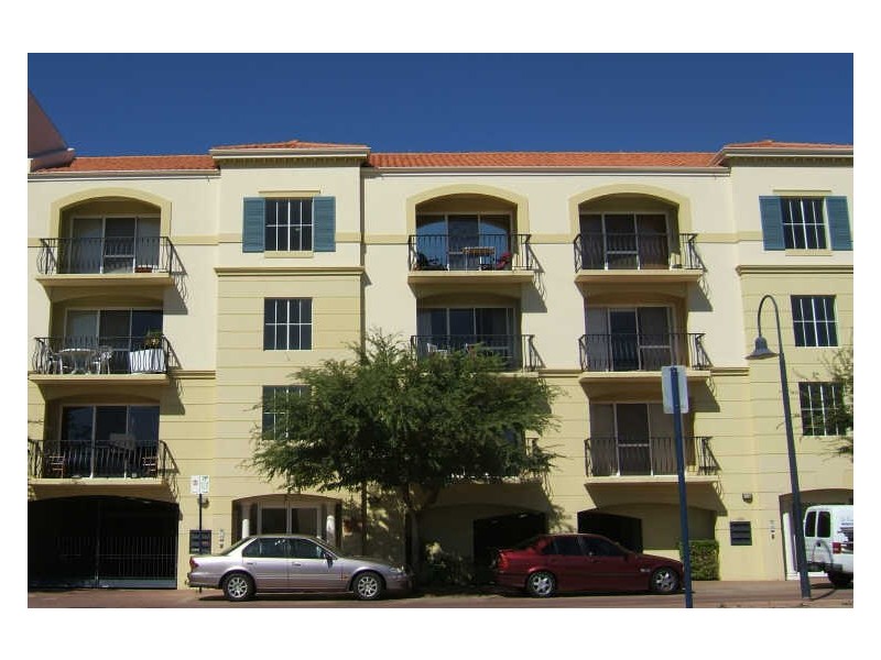 4/25 Eastbrook Terrace, East Perth WA 6004